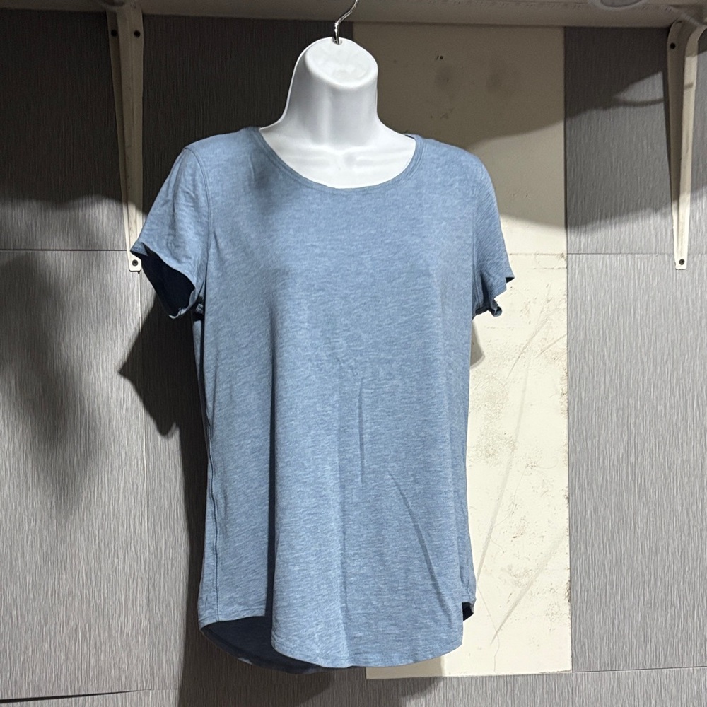 LULULEMON LOVE TEE SHIRT